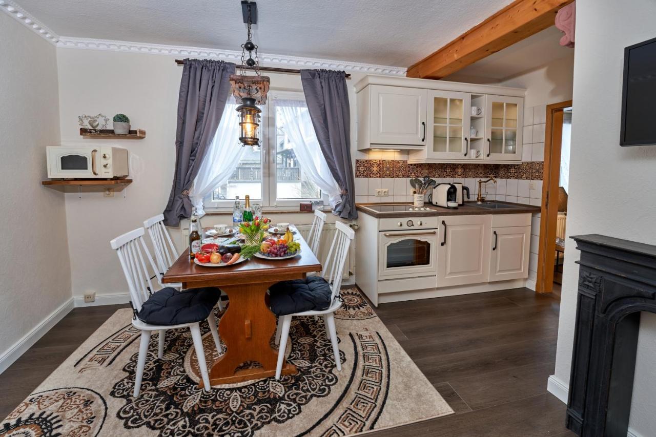 Ferienwohnungen Eifelstuben Mit Charme - Am See, Nahe Burg Ulmen Exterior foto